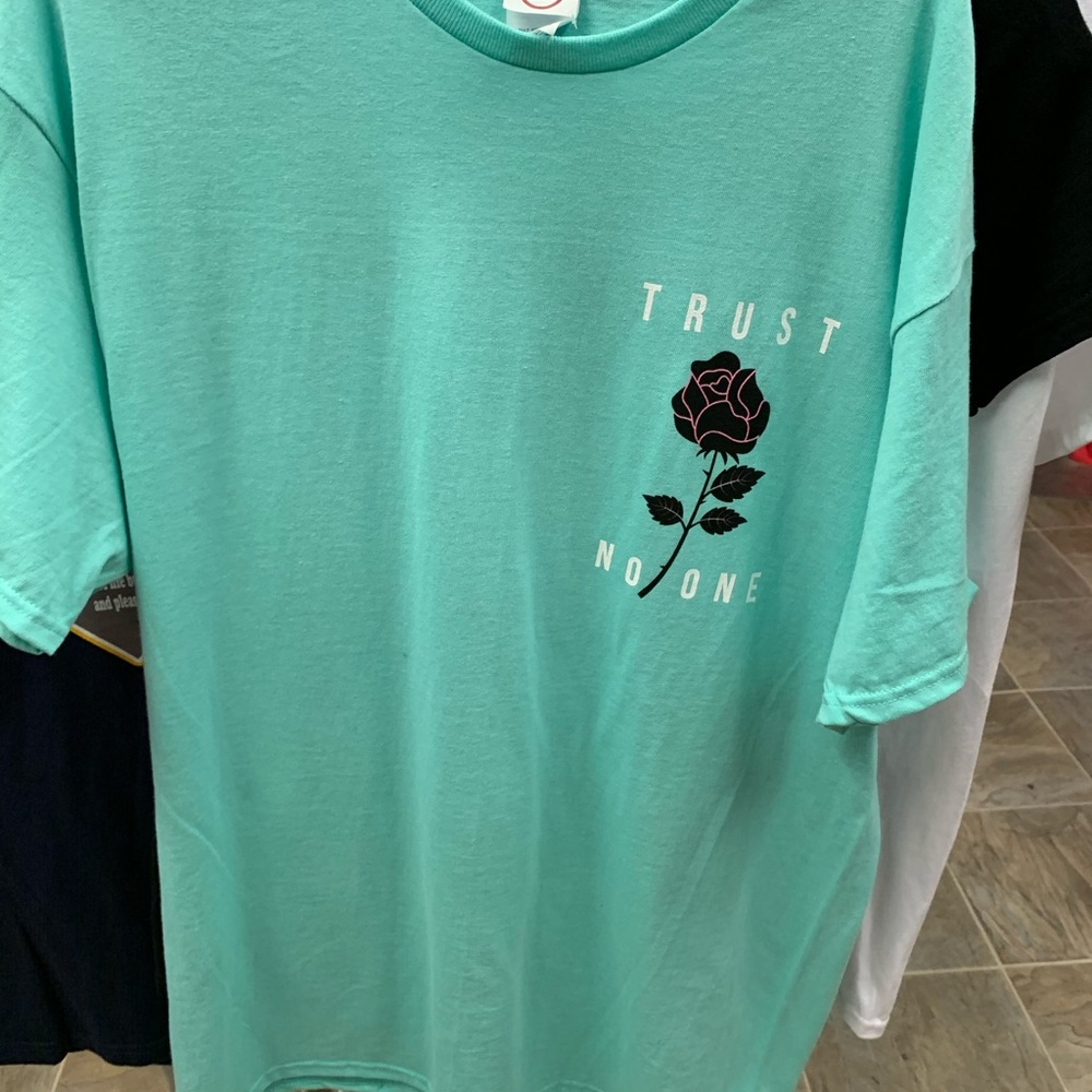 Tshirts - Picture 2 of 8